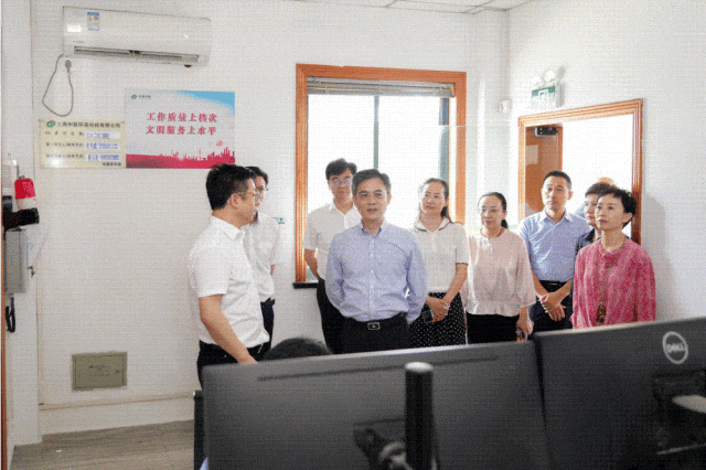 1754364464767139.gif 2.gif